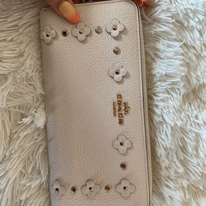 Coach white floral wallet